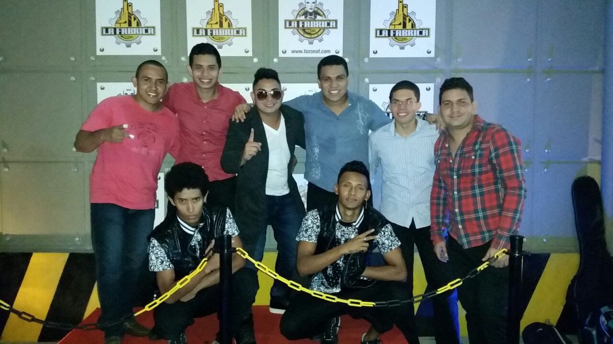 STOM con el equipo de La Fábrica